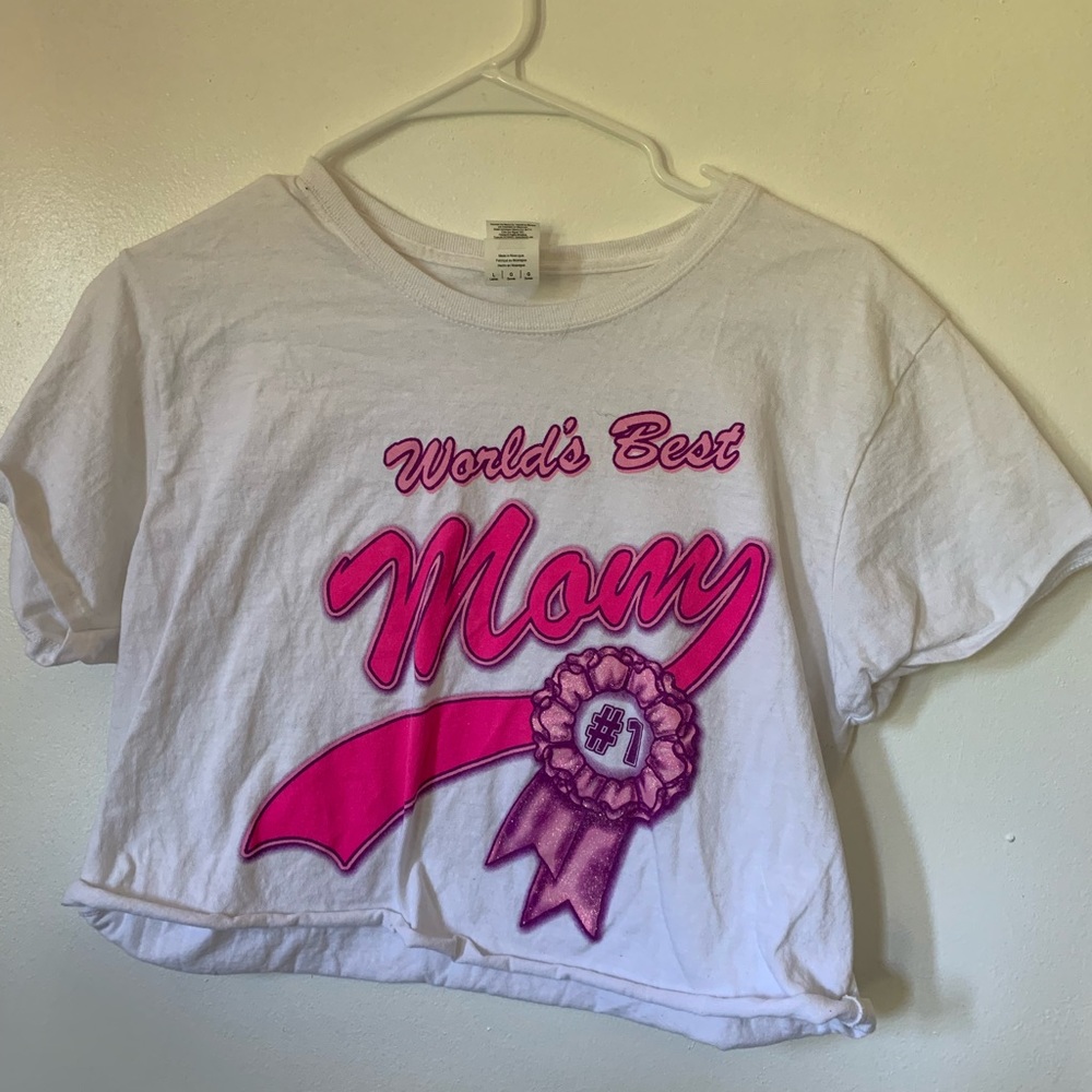 World’s Best Mom Cropped Tee